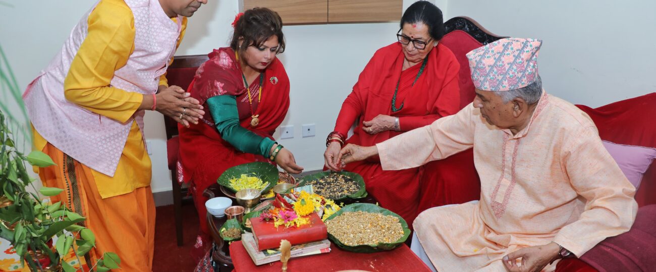 राष्ट्रपति पौडेलद्धारा शीतलनिवासमा घटस्थापना