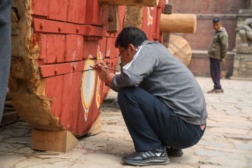 बिस्काः जात्राका लागि श्रीभैरवनाथको रथ निर्माण अन्तिम चरणमा (तस्विरहरू)